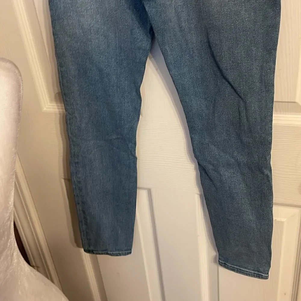 Good American Good Waist Crop Jeans Size 2/26 inseam NWT - Picture 8 of 8